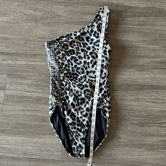 Michael Michael Kors One Shoulder Animal Print Cheetah One Piece Swimsuit - Picture 12 of 13